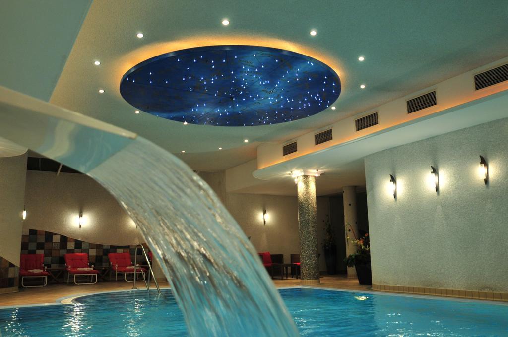 Hotel Waldkrug Delbruck Luaran gambar