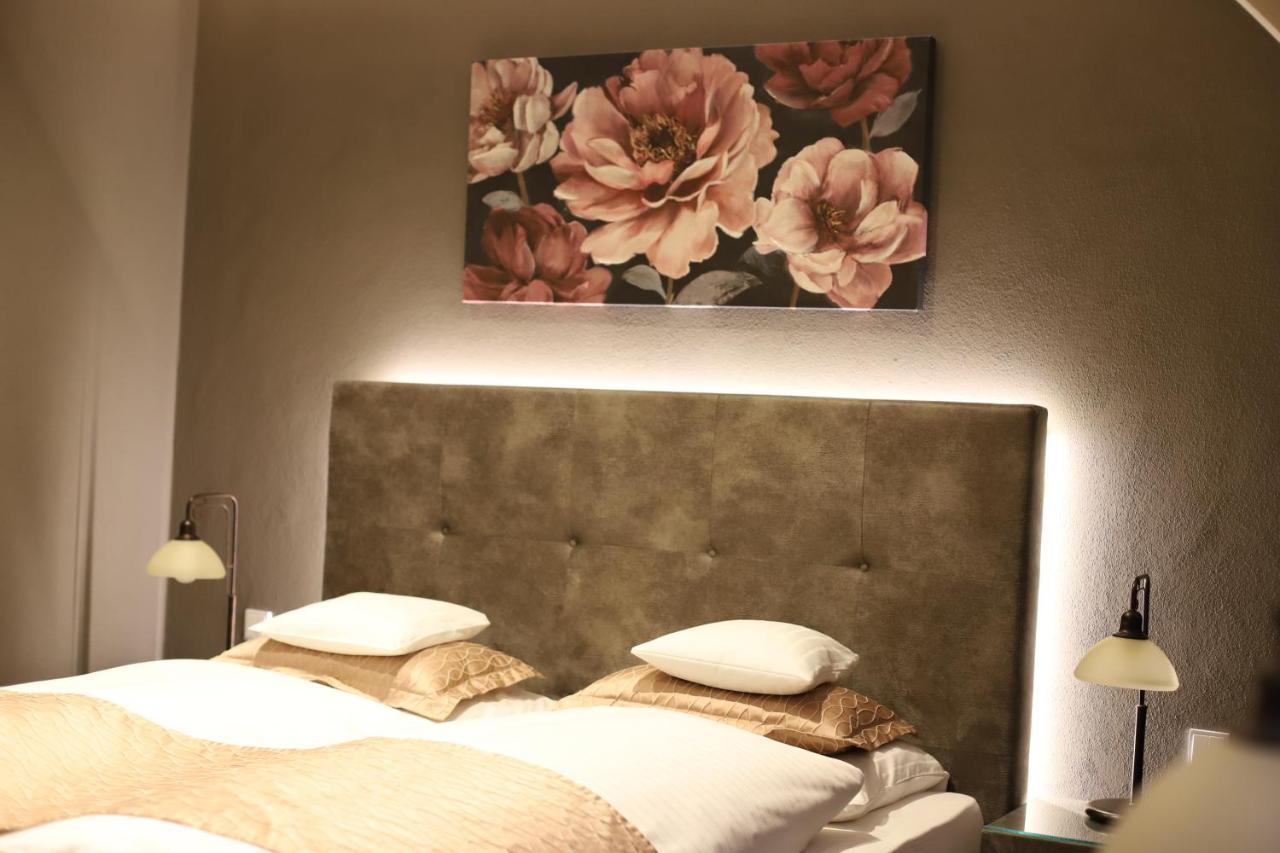 Hotel Waldkrug Delbruck Luaran gambar