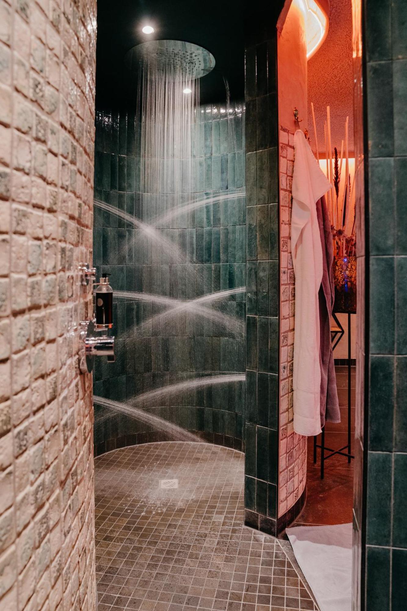 Hotel Waldkrug Delbruck Luaran gambar