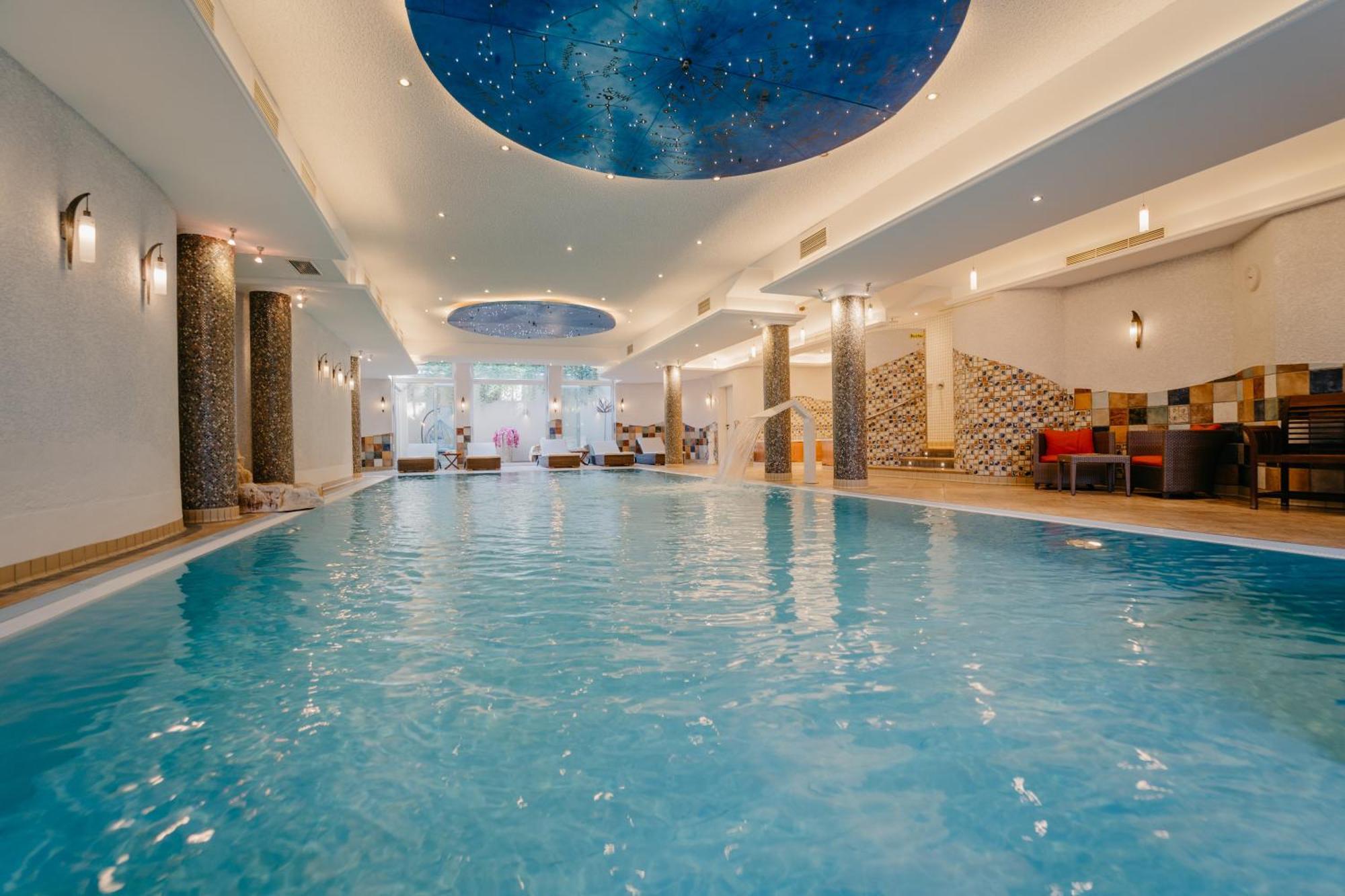 Hotel Waldkrug Delbruck Luaran gambar