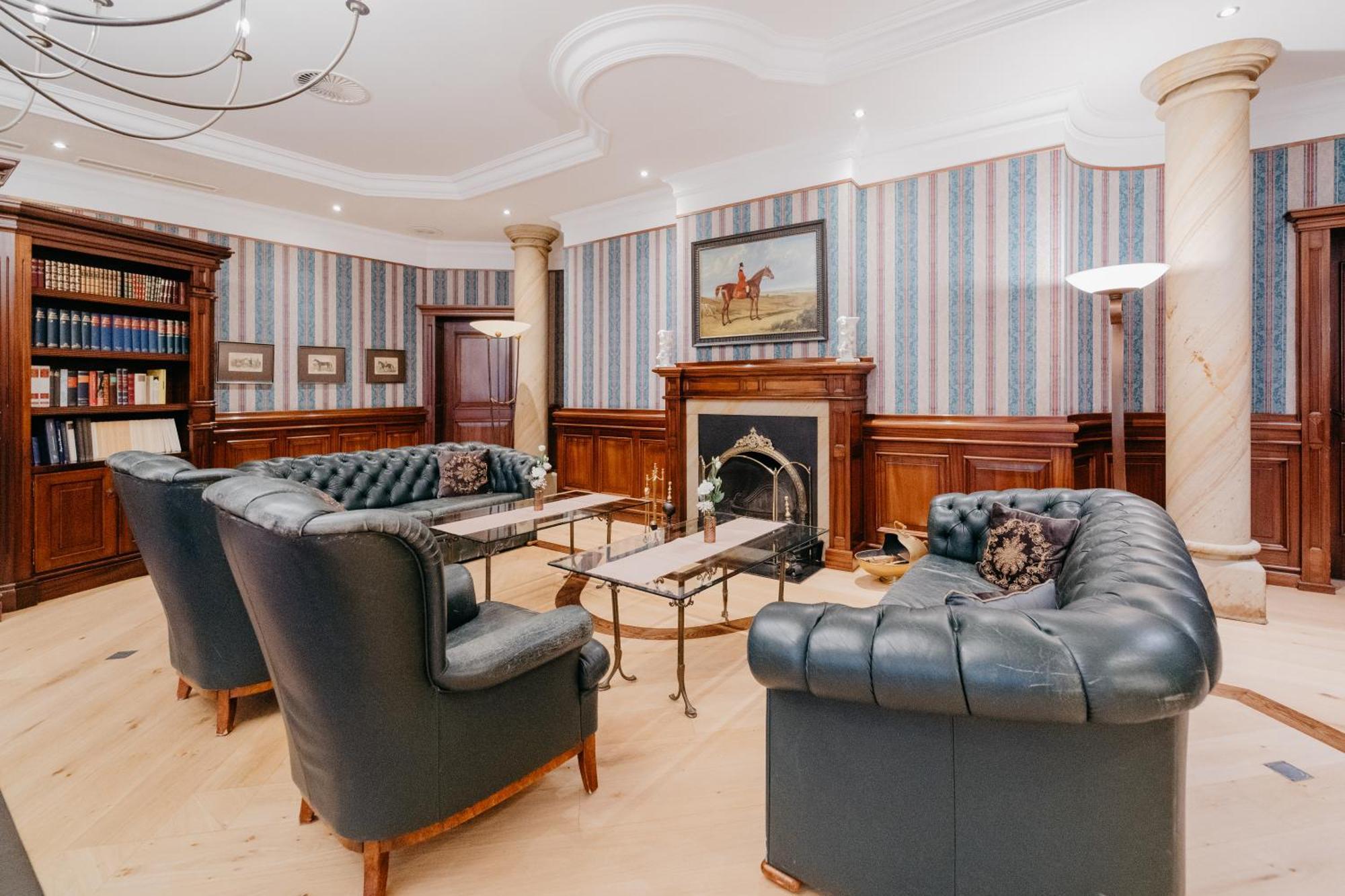 Hotel Waldkrug Delbruck Luaran gambar