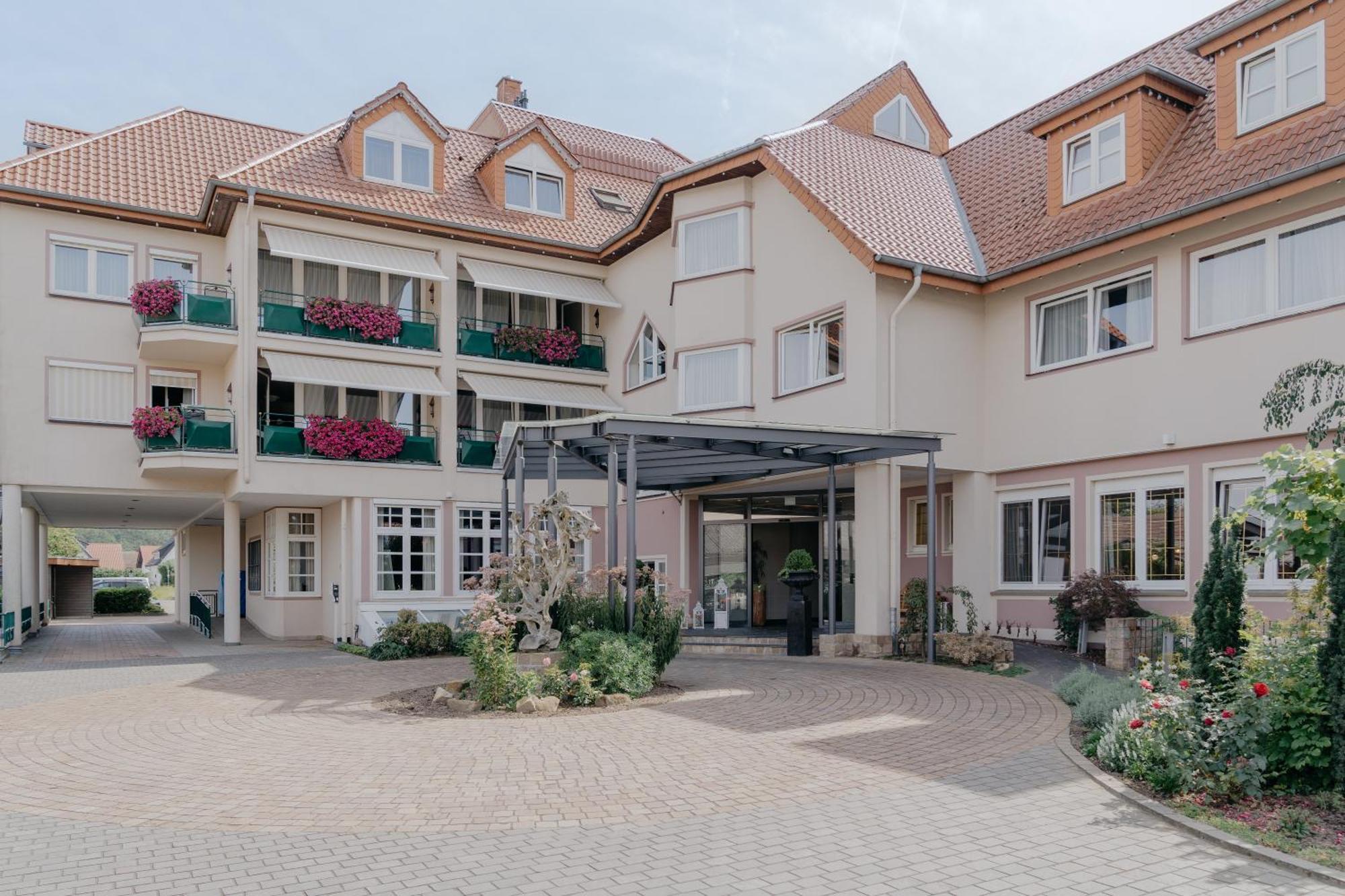 Hotel Waldkrug Delbruck Luaran gambar