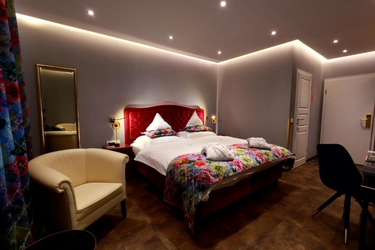 Hotel Waldkrug Delbruck Luaran gambar